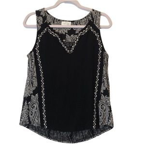 Lucky Brand Black and White Sleeveless Knit Top